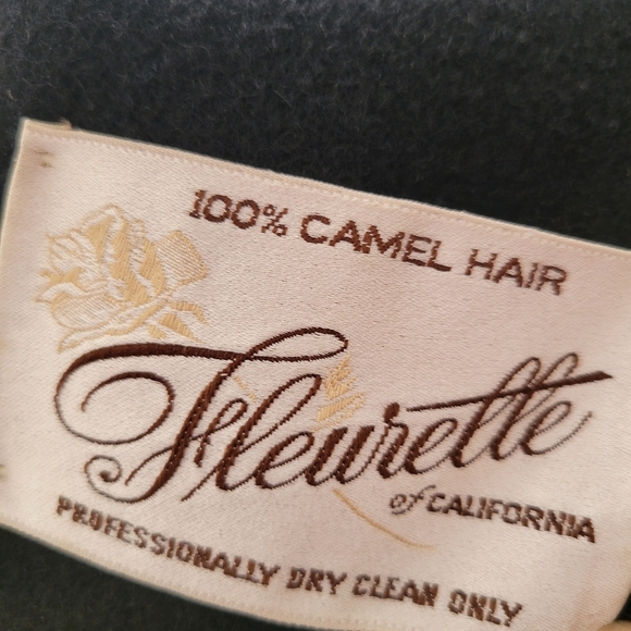 Vintage Camel Hair Trench Coat / Black / Size Medium to Large - Picture 12 of 12